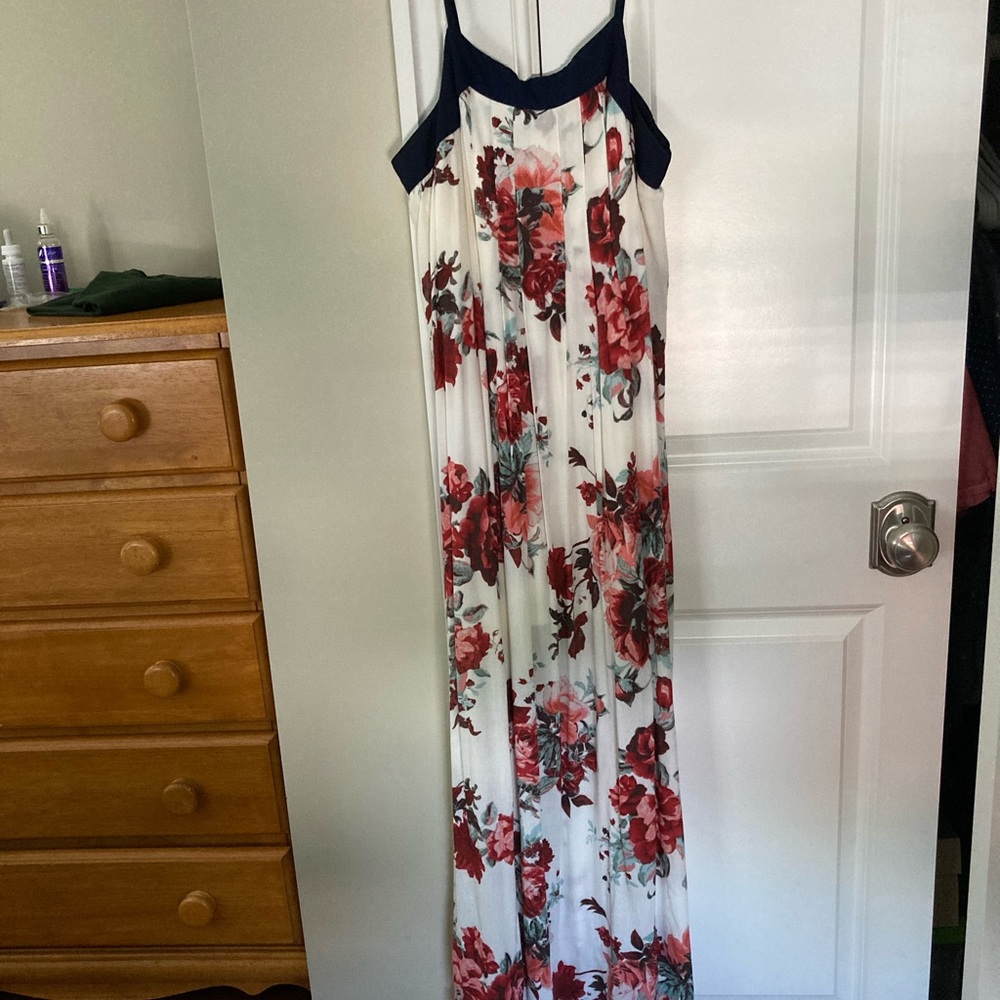 Xhilaration Floral Print Maxi Dress Size M